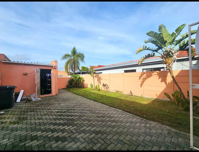 2 BEDROOM HOUSE FOR SALE IN GLENWOOD